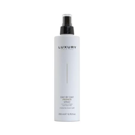 Green lightLuxury Day By Day Primer Spray 200ml
